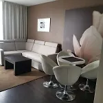 Prywatny Salon Z Aneksem Kuchennym, Sypialnia W Diva Appartement