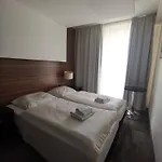 Prywatny Salon Z Aneksem Kuchennym, Sypialnia W Diva * Kołobrzeg