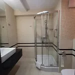 Prywatny Salon Z Aneksem Kuchennym, Sypialnia W Diva Apartamento Kołobrzeg