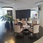 Prywatny Salon Z Aneksem Kuchennym, Sypialnia W Diva * Kołobrzeg