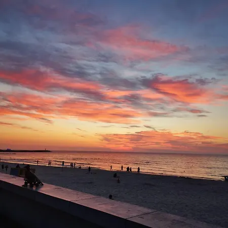 Apartament Prywatny Salon Z Aneksem Kuchennym, Sypialnią W Diva *