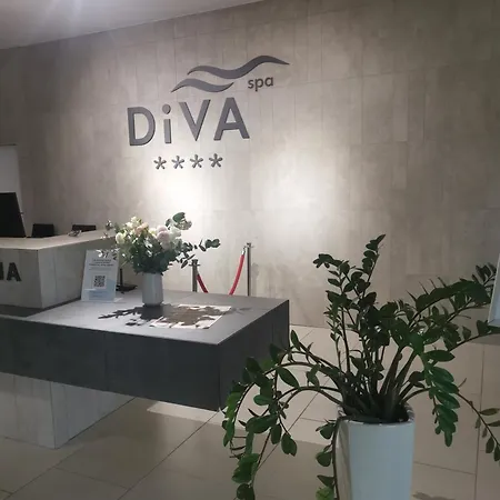 Apartament Prywatny Salon Z Aneksem Kuchennym, Sypialnią W Diva