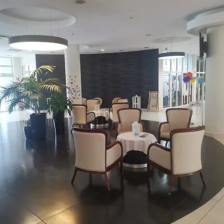 Prywatny Salon Z Aneksem Kuchennym, Sypialnią W Diva * Kołobrzeg